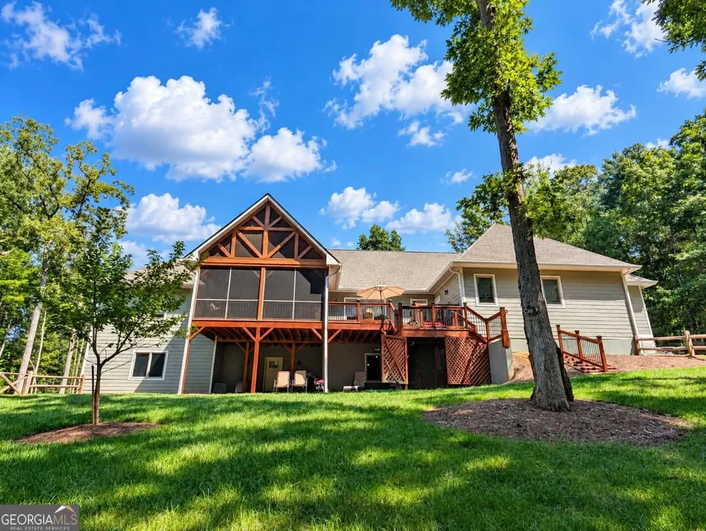 685 Rockwood TRL Blairsville, GA 30512