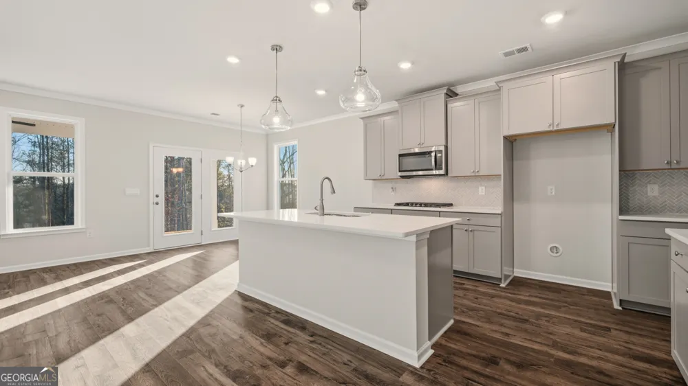 2047 Winged Elm WAY Lawrenceville, GA 30045