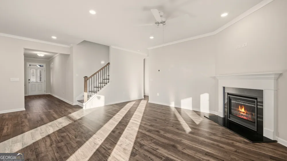 2047 Winged Elm WAY Lawrenceville, GA 30045