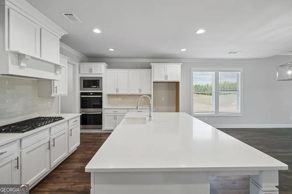 1641 Mount Moriah RD Mulberry, GA 30548