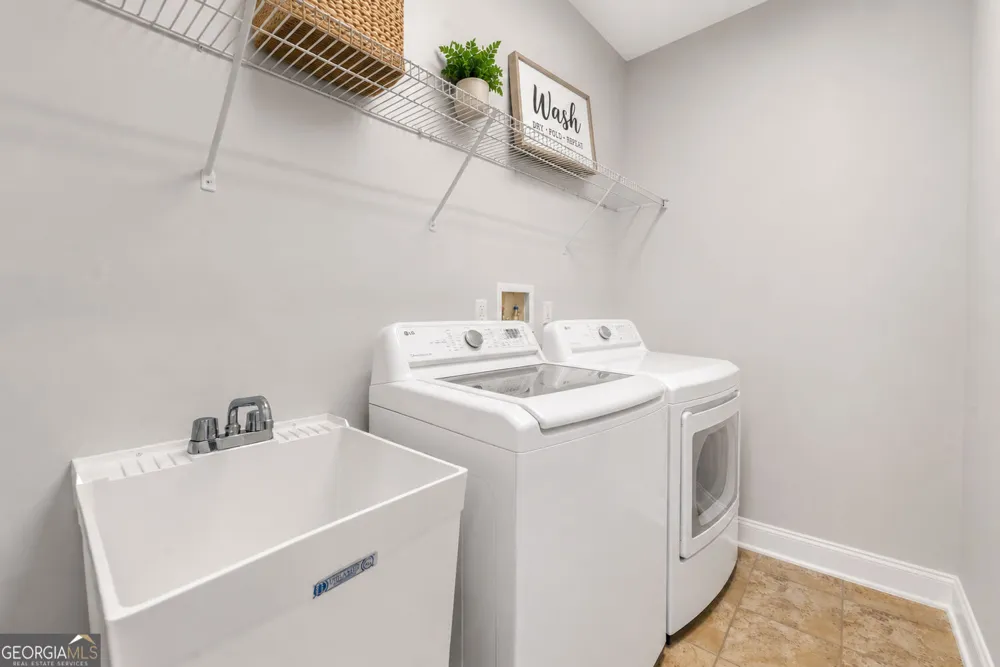 3329 Rosecliff TRCE Buford, GA 30519