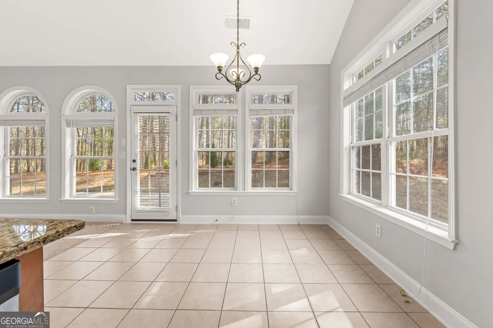 3329 Rosecliff TRCE Buford, GA 30519