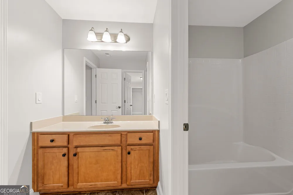 3329 Rosecliff TRCE Buford, GA 30519