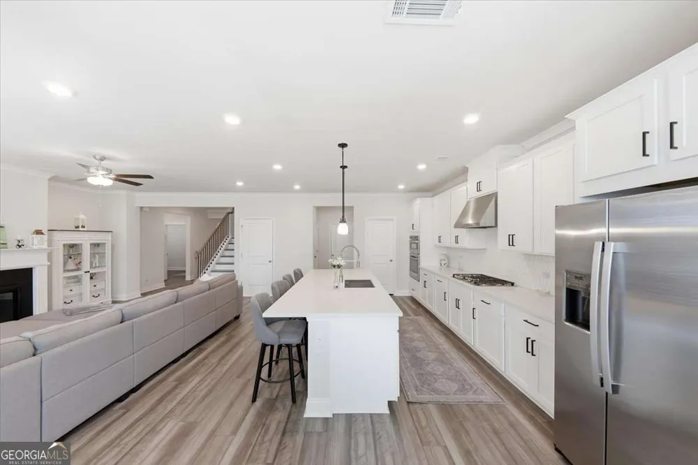 3939 Alderstone DR Flowery Branch, GA 30542