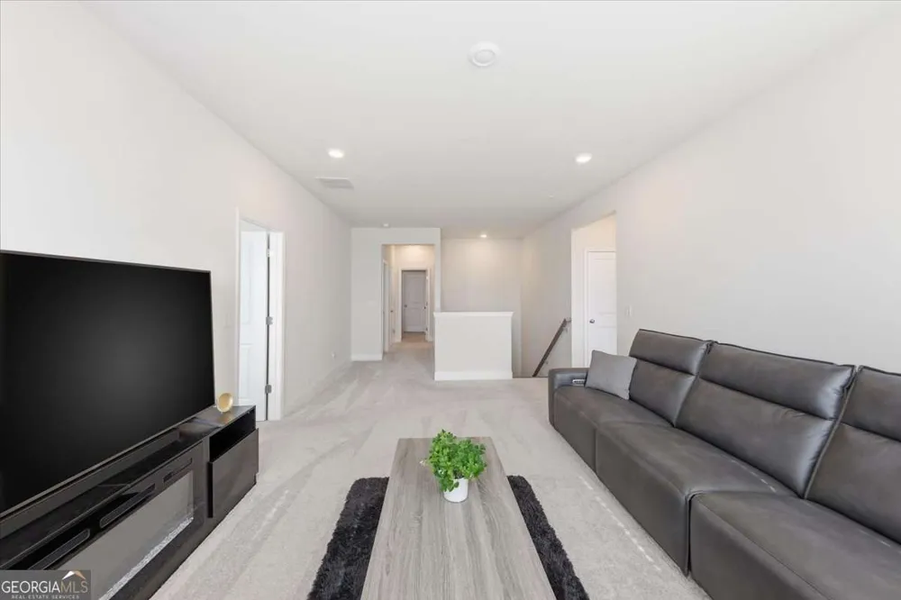 3939 Alderstone DR Flowery Branch, GA 30542