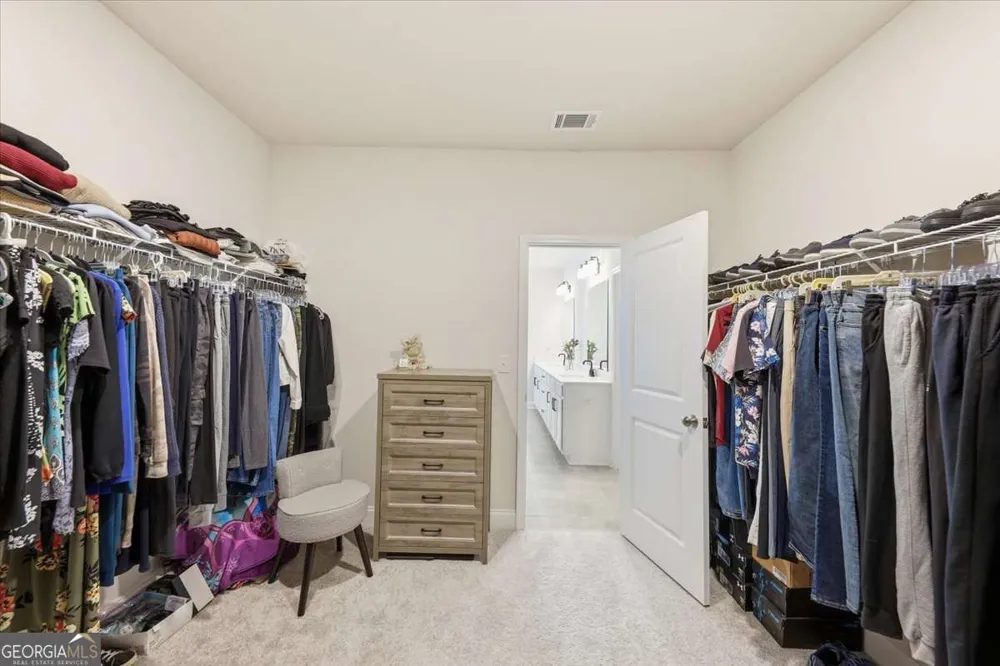 3939 Alderstone DR Flowery Branch, GA 30542