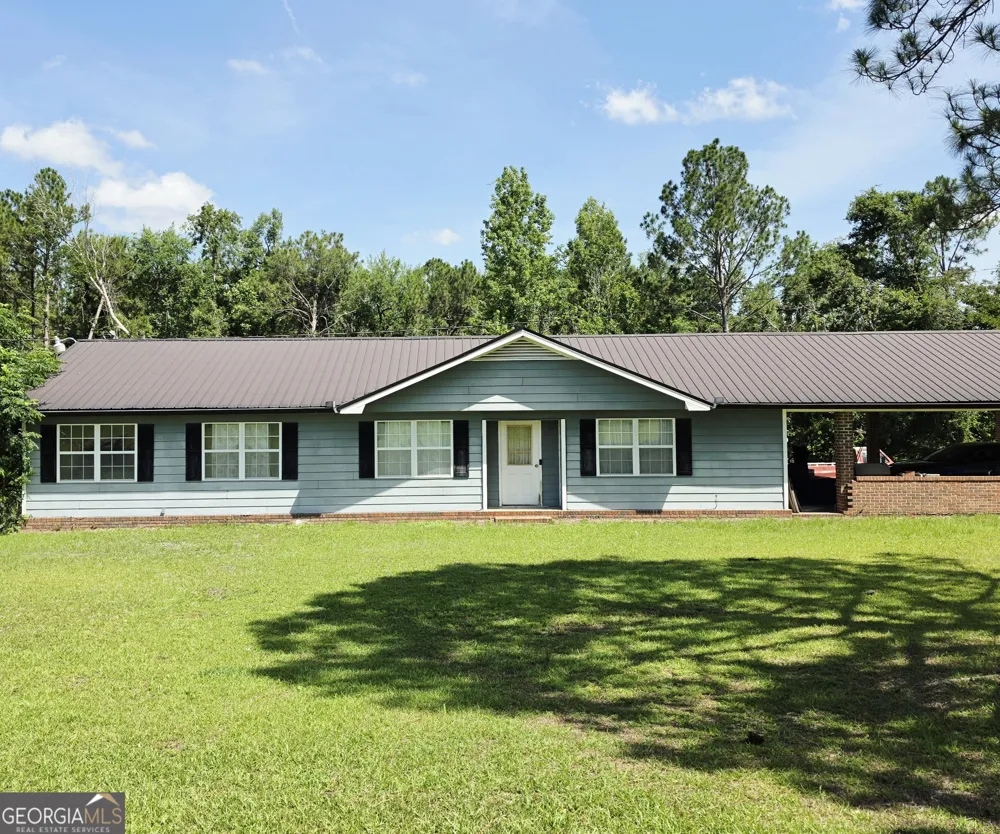1901 Sawmill RD Ailey, GA 30410