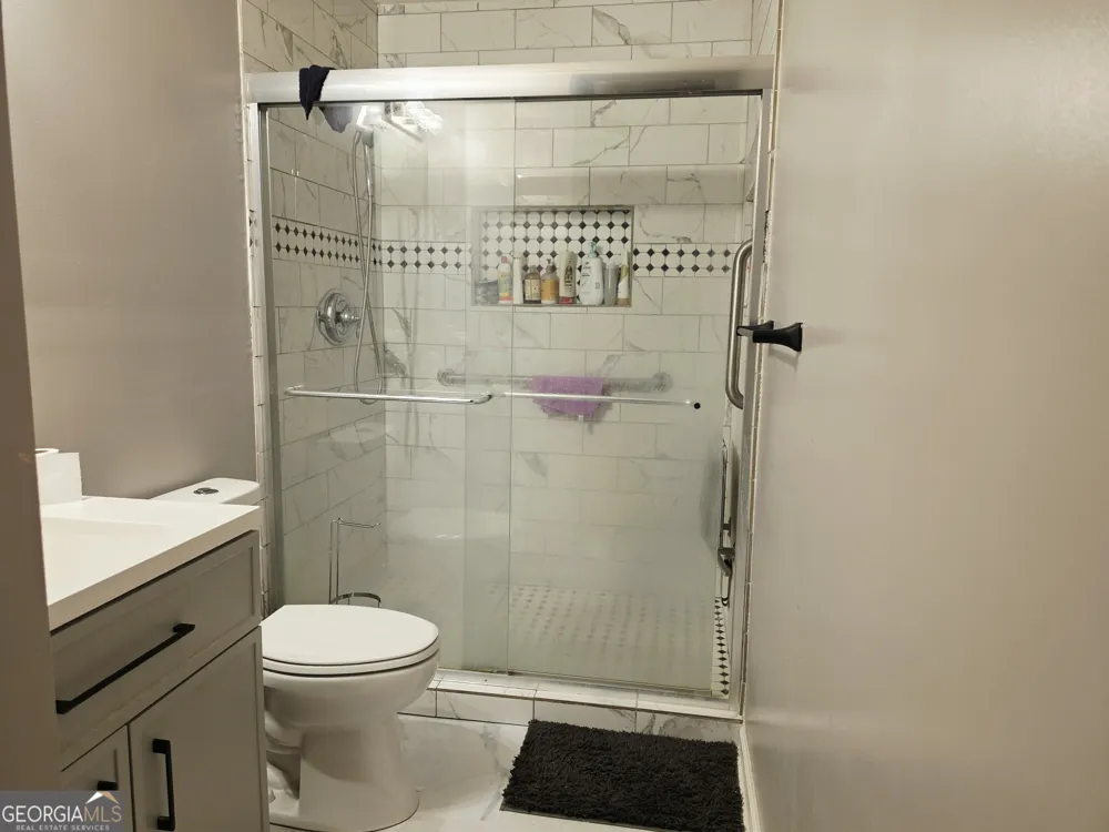 1901 Sawmill RD Ailey, GA 30410