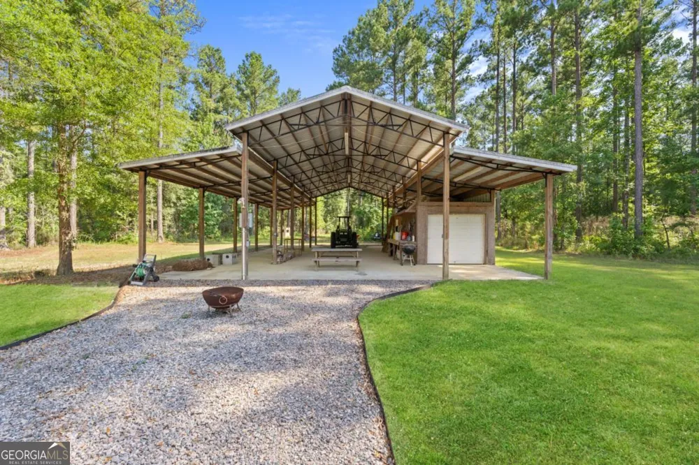 13320 Sunbury RD Claxton, GA 30417