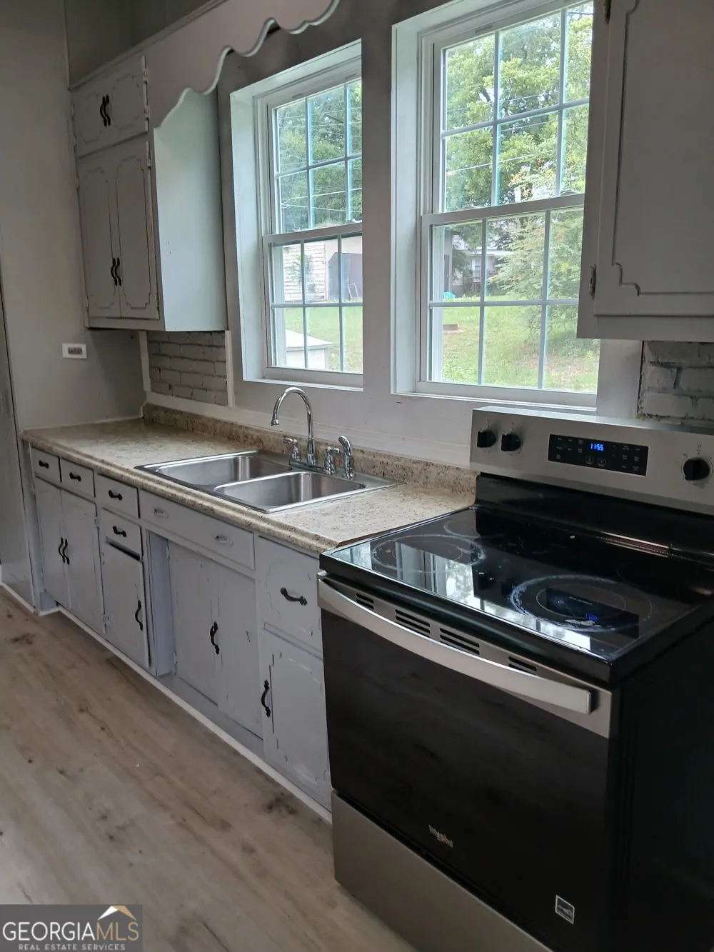 709 Spring ST Valley, AL 36854