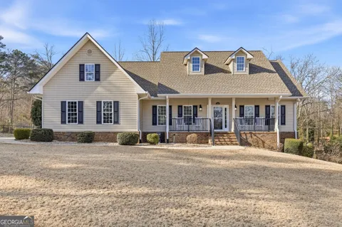 1046 Chase RD
