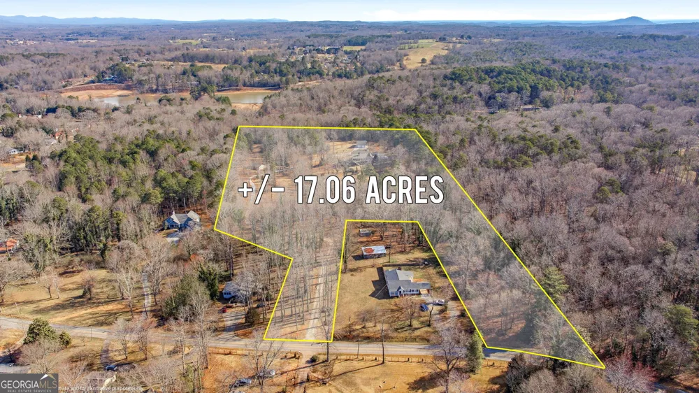 1046 Chase RD Cornelia, GA 30531