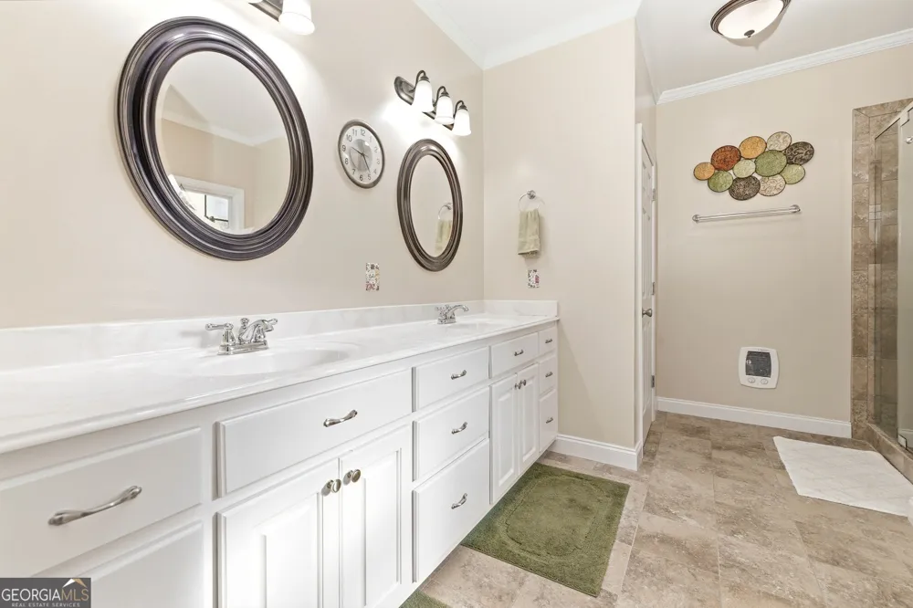 1046 Chase RD Cornelia, GA 30531