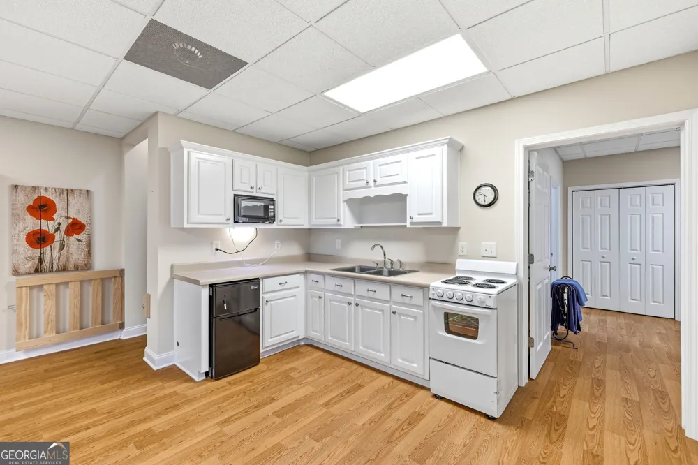 1046 Chase RD Cornelia, GA 30531