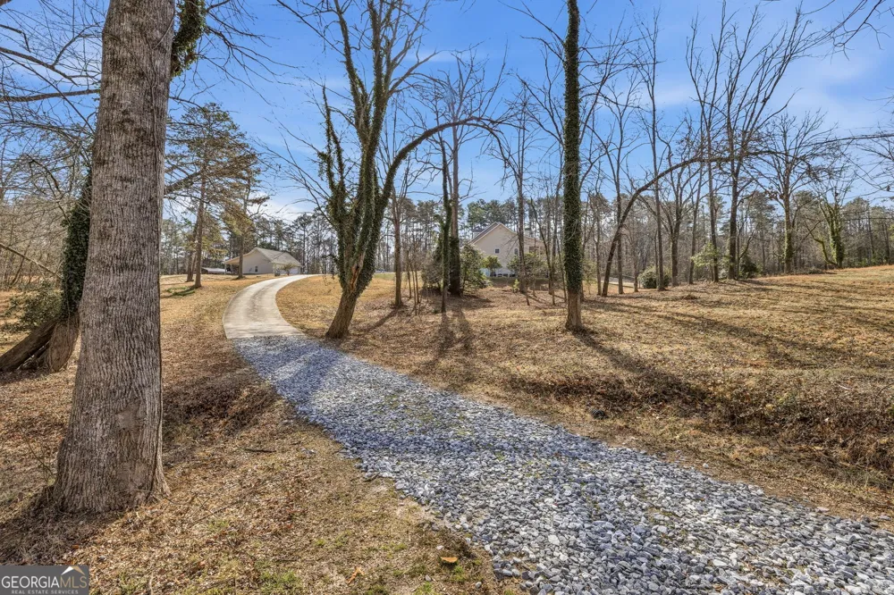 1046 Chase RD Cornelia, GA 30531