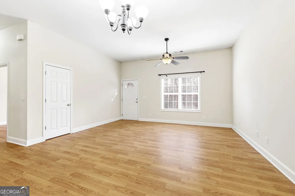 1046 Chase RD Cornelia, GA 30531