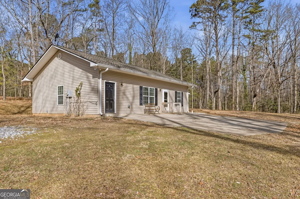 1046 Chase RD Cornelia, GA 30531
