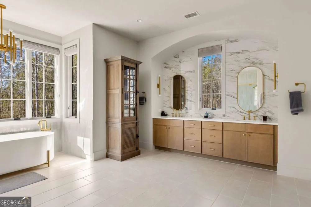 8445 Serenbe RD Chattahoochee Hills, GA 30268