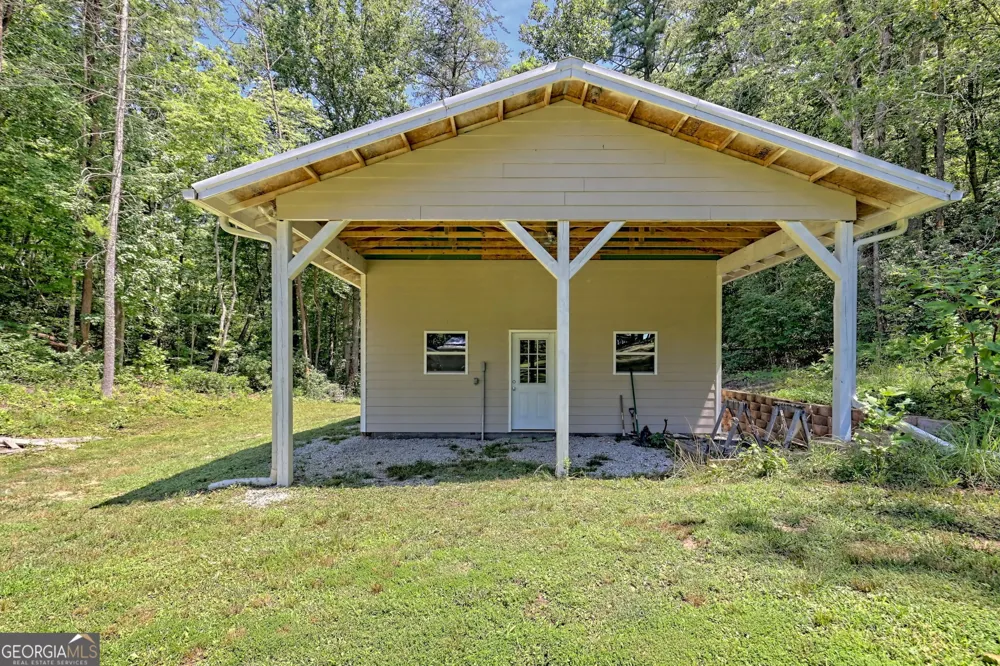 208 Colony RD Dillard, GA 30537