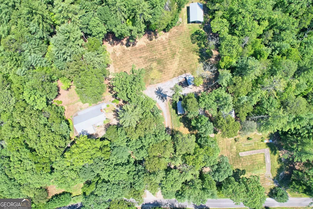 208 Colony RD Dillard, GA 30537