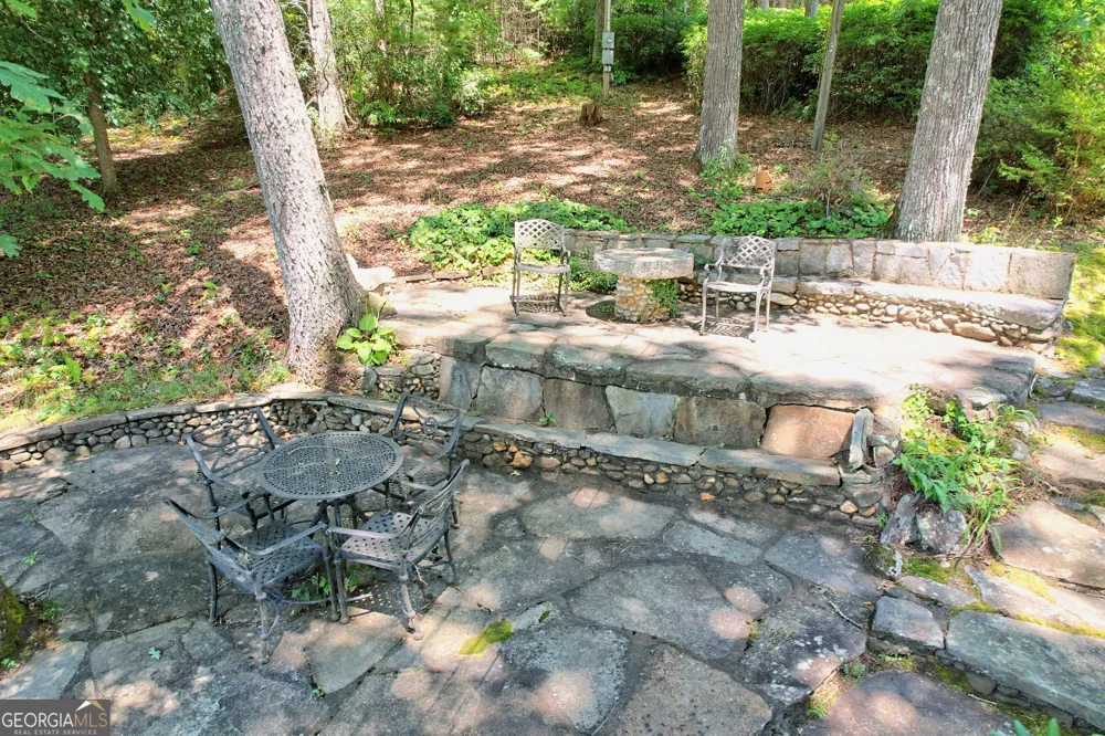208 Colony RD Dillard, GA 30537