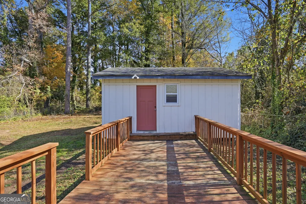 5637 Owens DR Austell, GA 30106