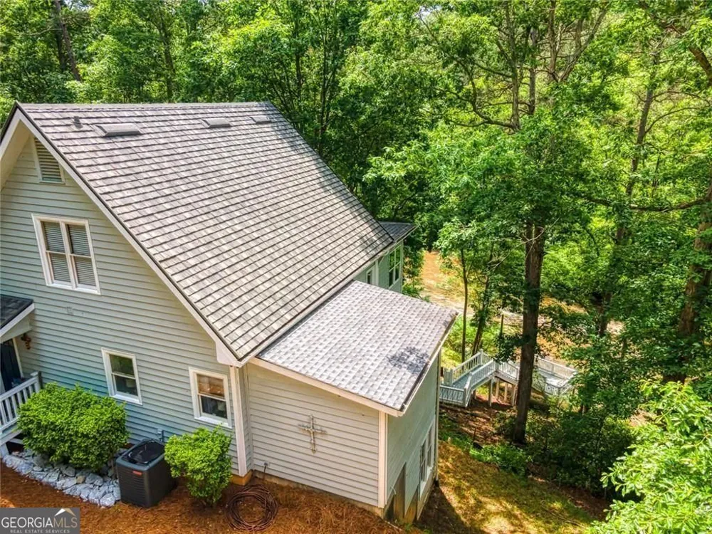 190 Raintree CT Demorest, GA 30535