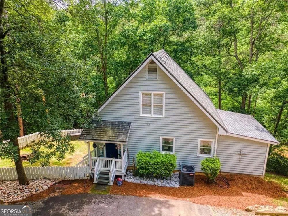 190 Raintree CT Demorest, GA 30535