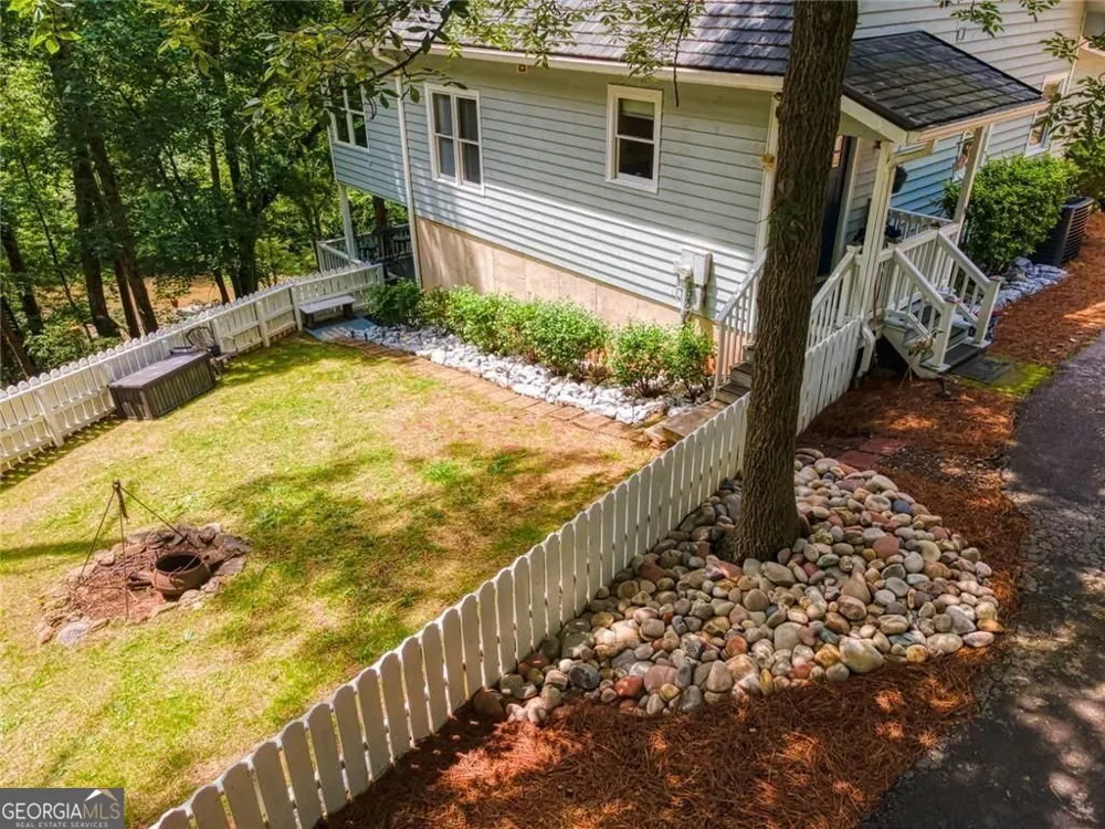 190 Raintree CT Demorest, GA 30535