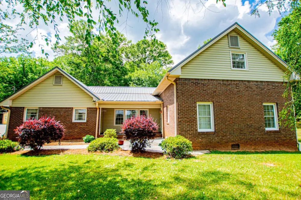 436 County Rd 98 Ranburne, AL 36273