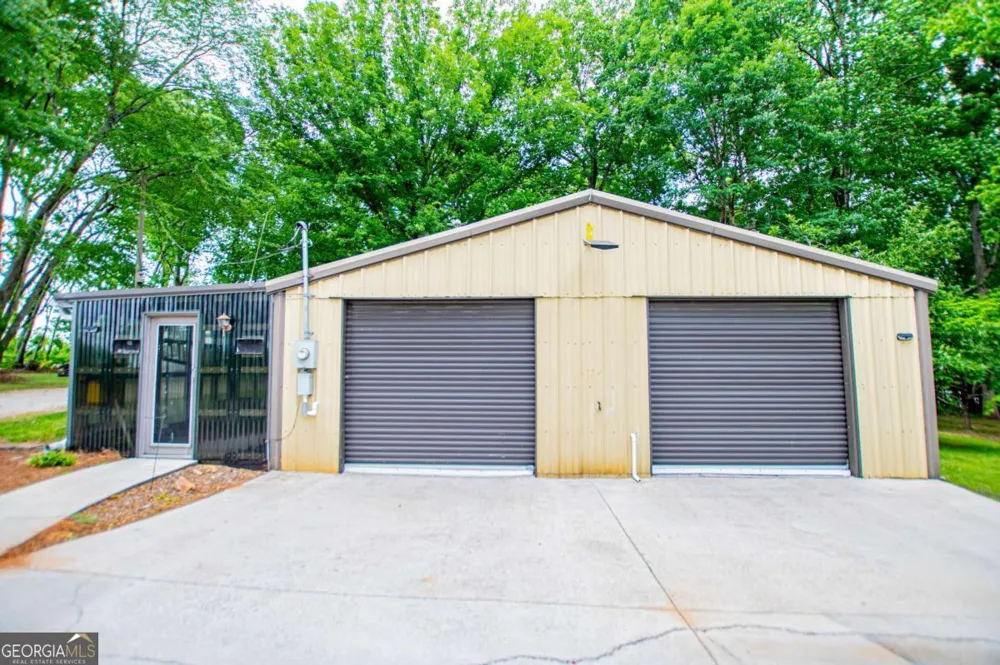 436 County Rd 98 Ranburne, AL 36273