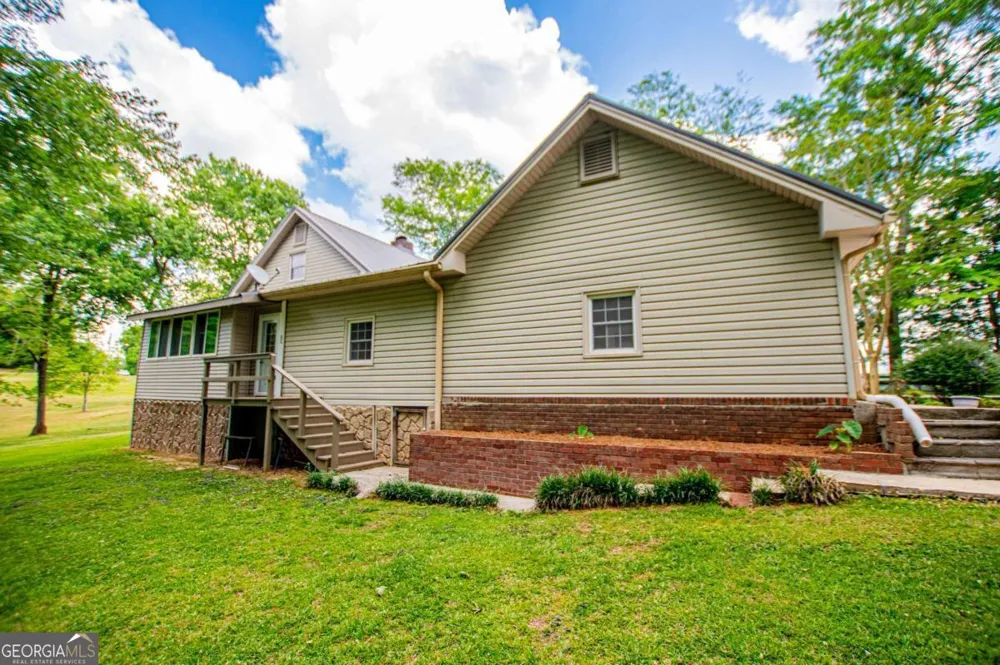 436 County Rd 98 Ranburne, AL 36273