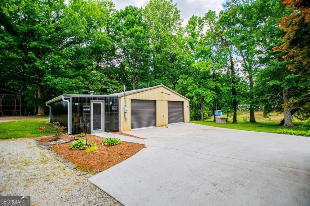 436 County Rd 98 Ranburne, AL 36273