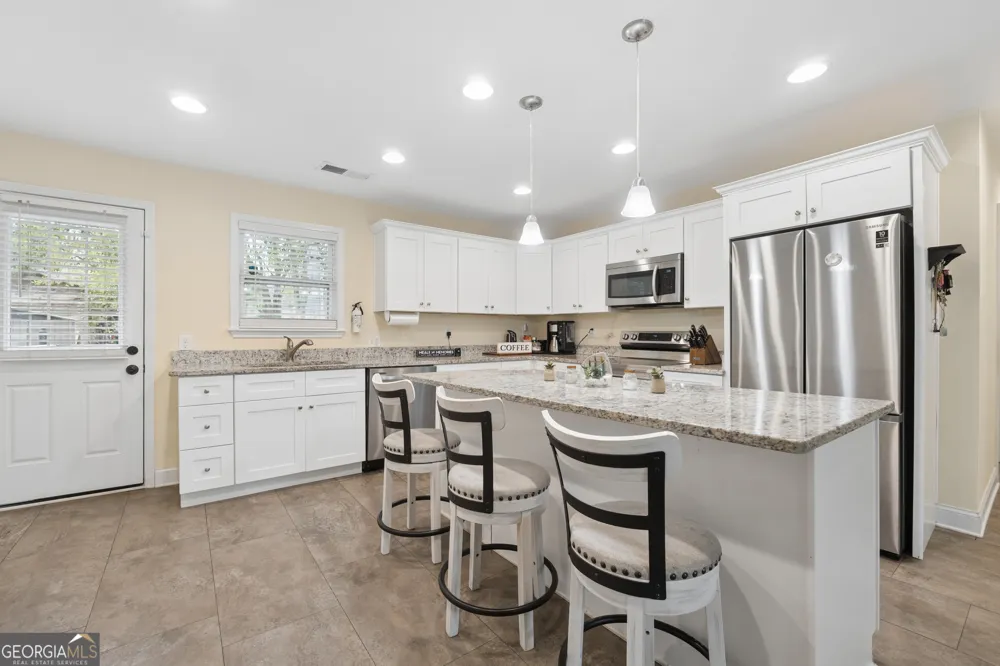 982 Green Meadow DR Madison, GA 30650
