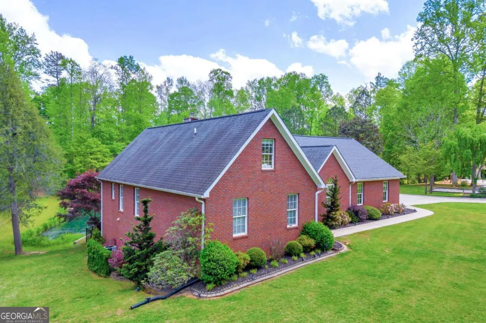 6200 Bent Tree CV Murrayville, GA 30564