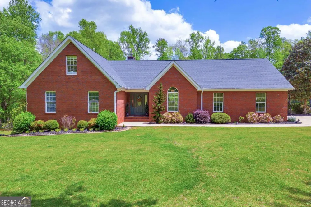 6200 Bent Tree CV Murrayville, GA 30564