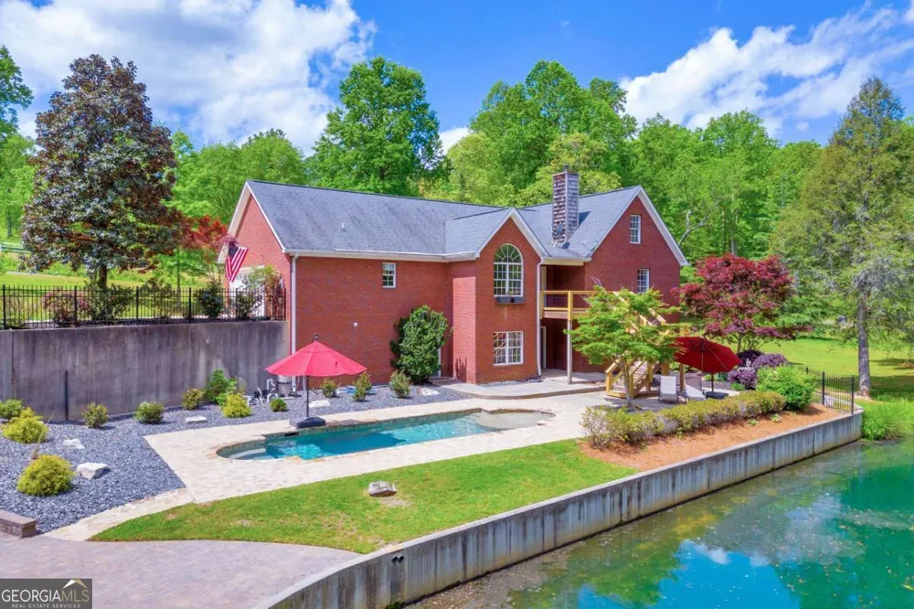 6200 Bent Tree CV Murrayville, GA 30564
