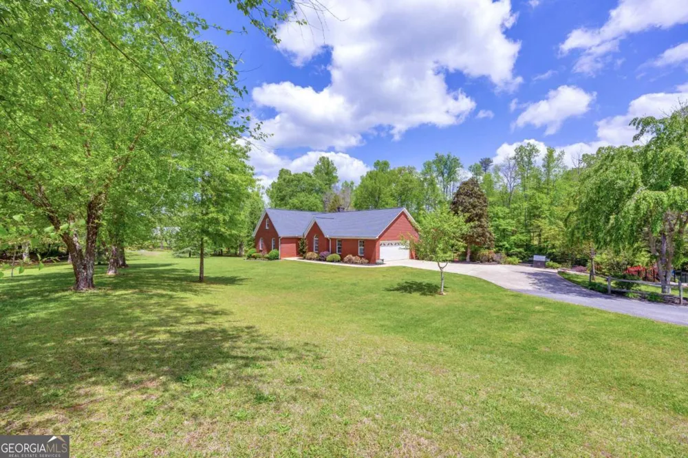 6200 Bent Tree CV Murrayville, GA 30564