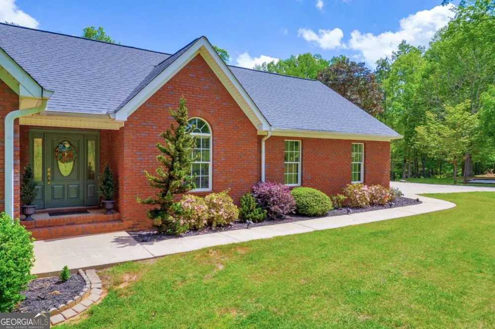 6200 Bent Tree CV Murrayville, GA 30564