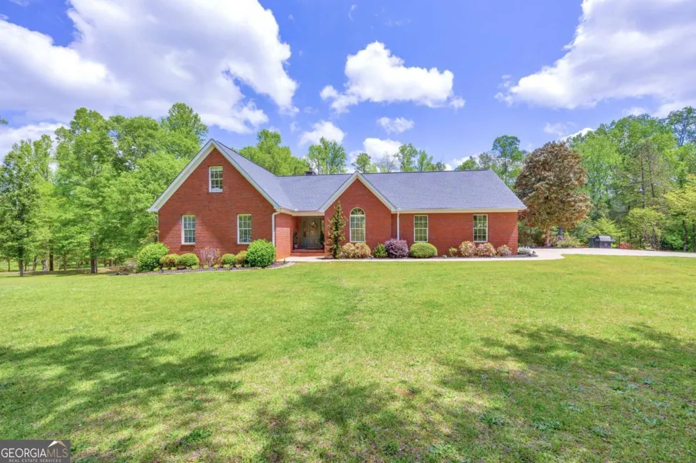 6200 Bent Tree CV Murrayville, GA 30564