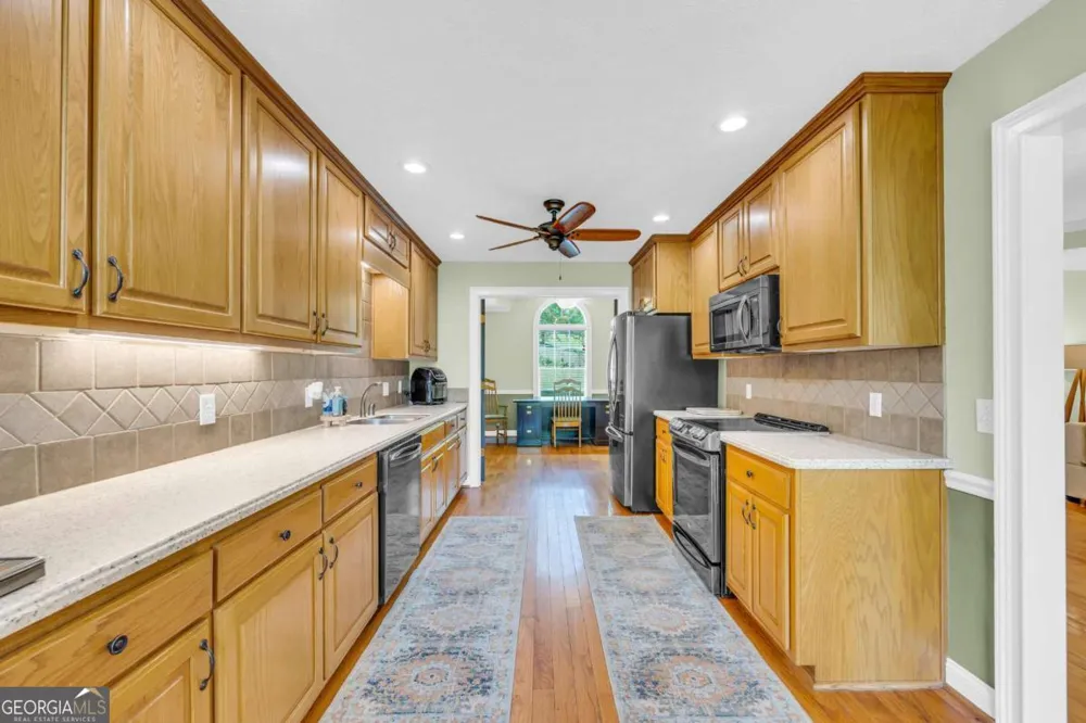 6200 Bent Tree CV Murrayville, GA 30564