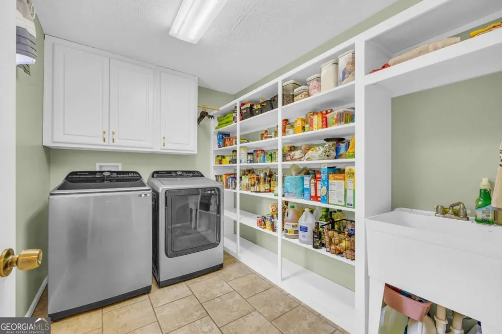 6200 Bent Tree CV Murrayville, GA 30564