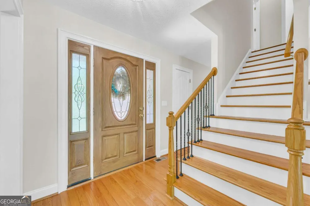 6200 Bent Tree CV Murrayville, GA 30564