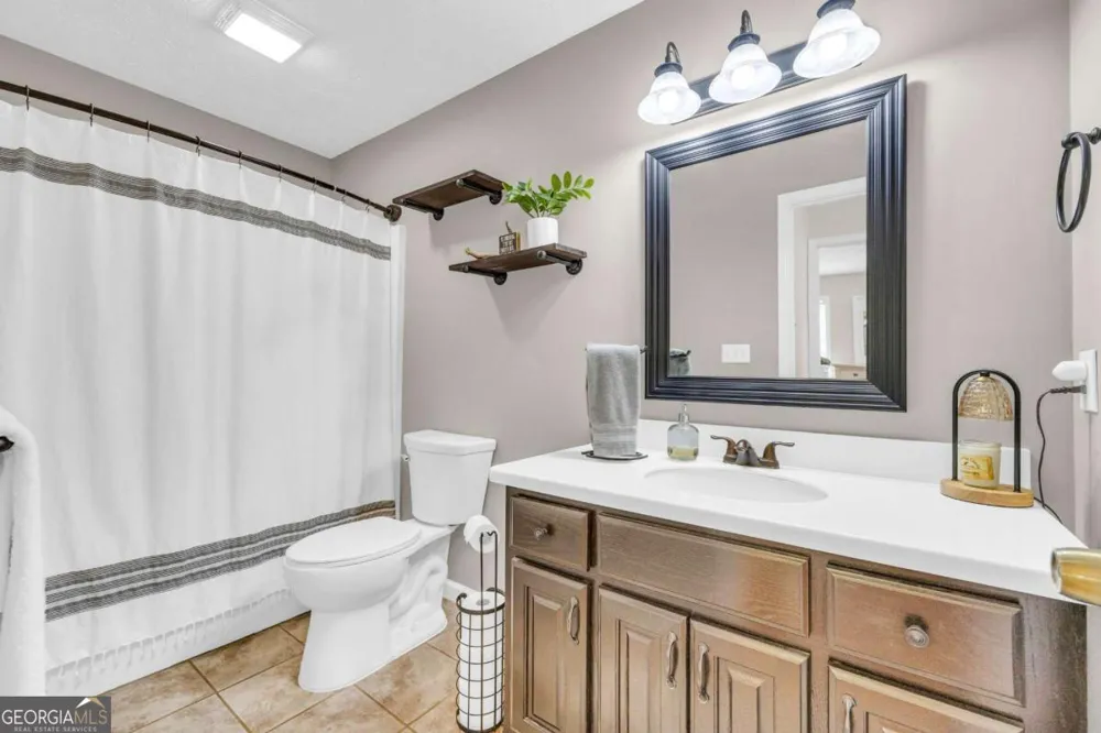 6200 Bent Tree CV Murrayville, GA 30564