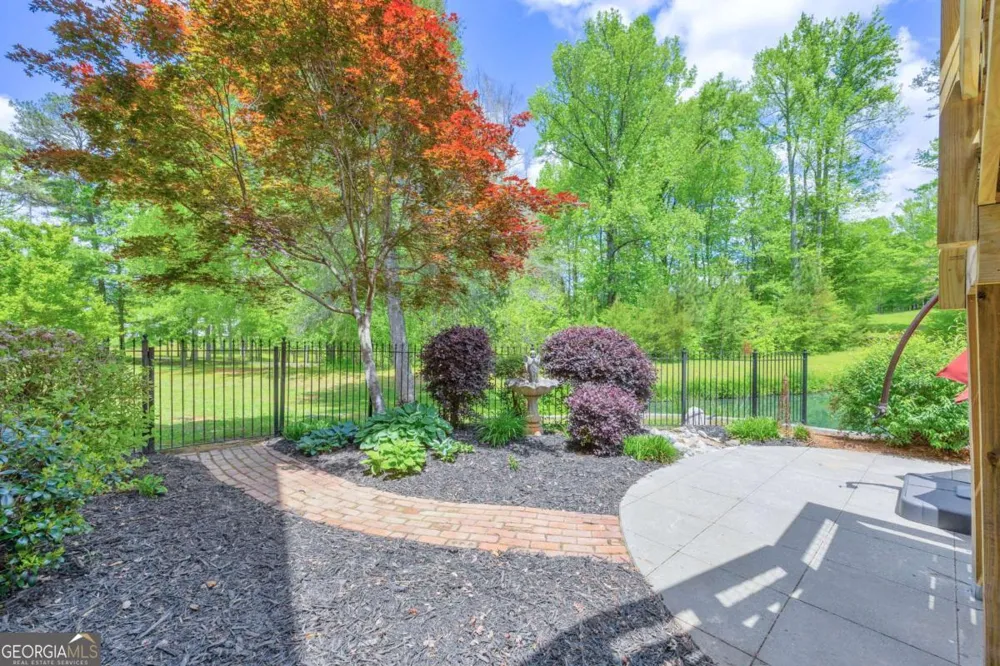 6200 Bent Tree CV Murrayville, GA 30564