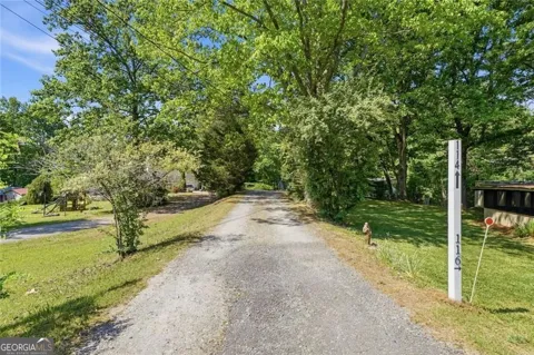 114 Oak Crest CIR