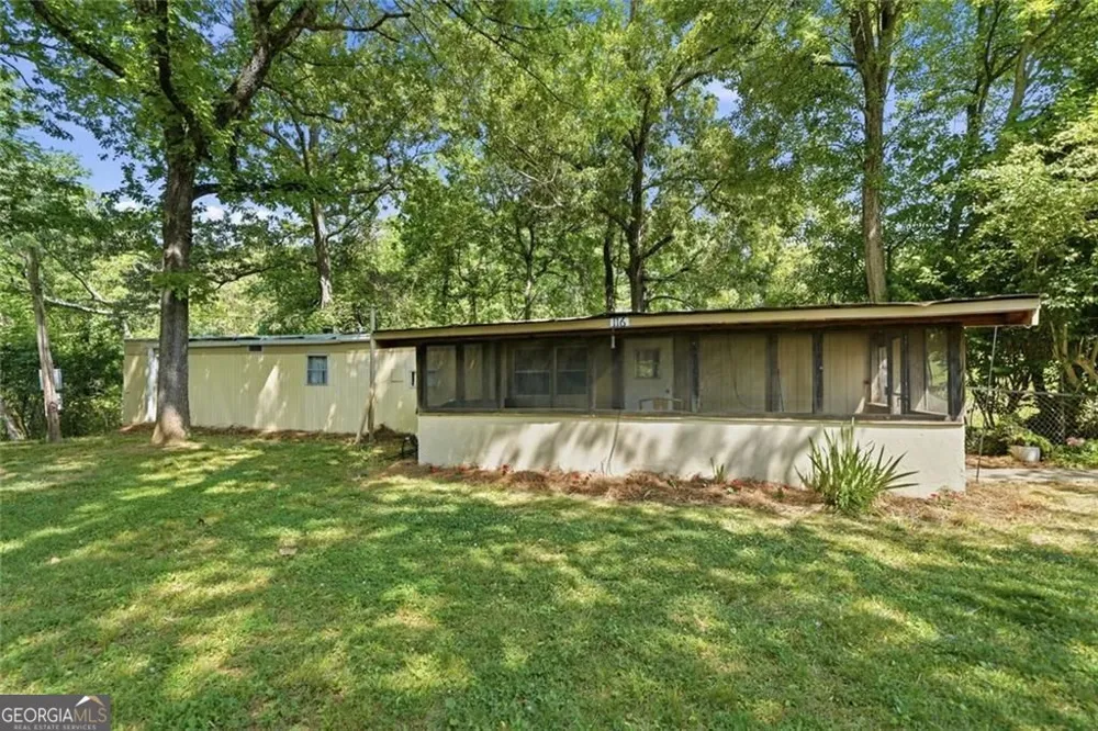 114 Oak Crest CIR Canton, GA 30115