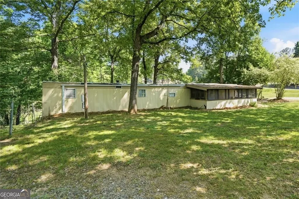 114 Oak Crest CIR Canton, GA 30115