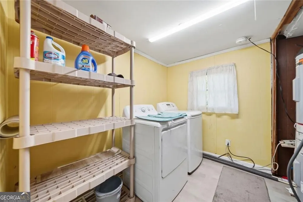 114 Oak Crest CIR Canton, GA 30115