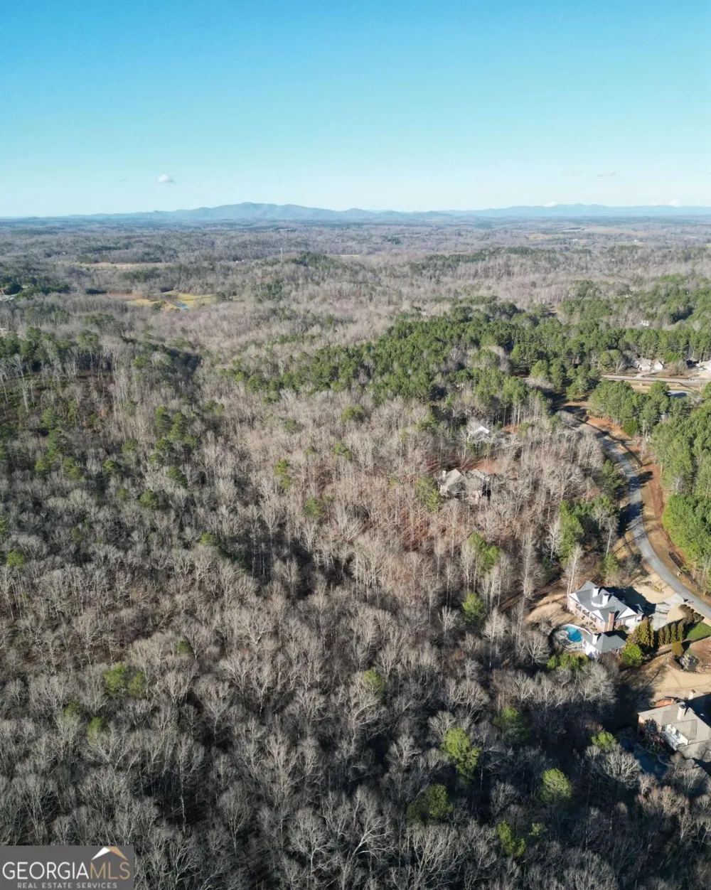 8555 Woodland Brooke TRL Cumming, GA 30028